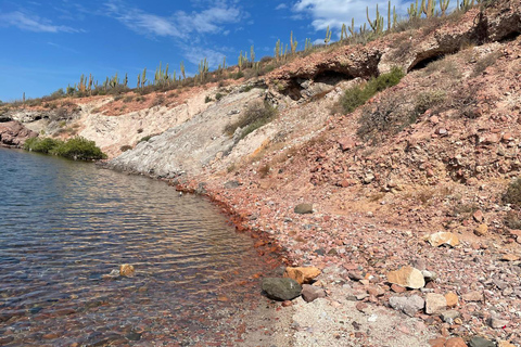 La Paz: Balandra Beach Luxury Yacht Charter Cruise
