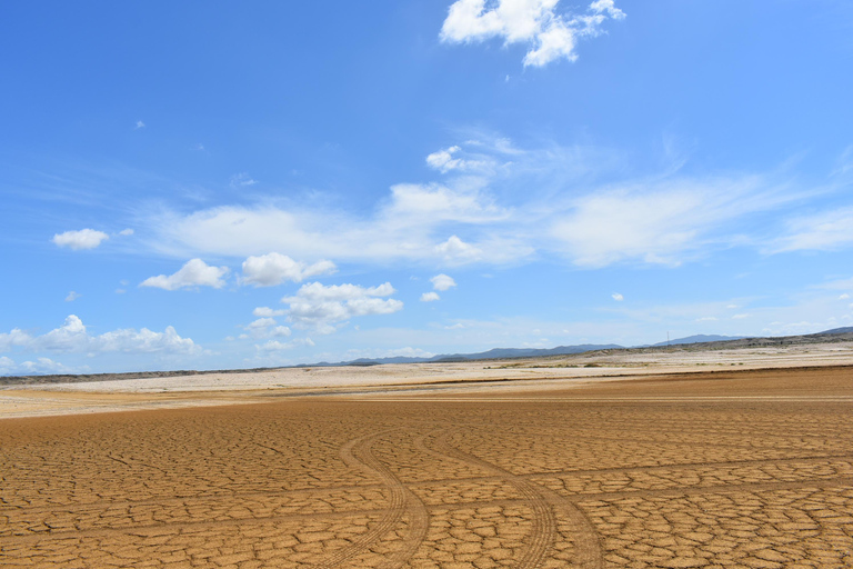 Santa Marta: Cabo de la Vela 2-Day Tour with Meals
