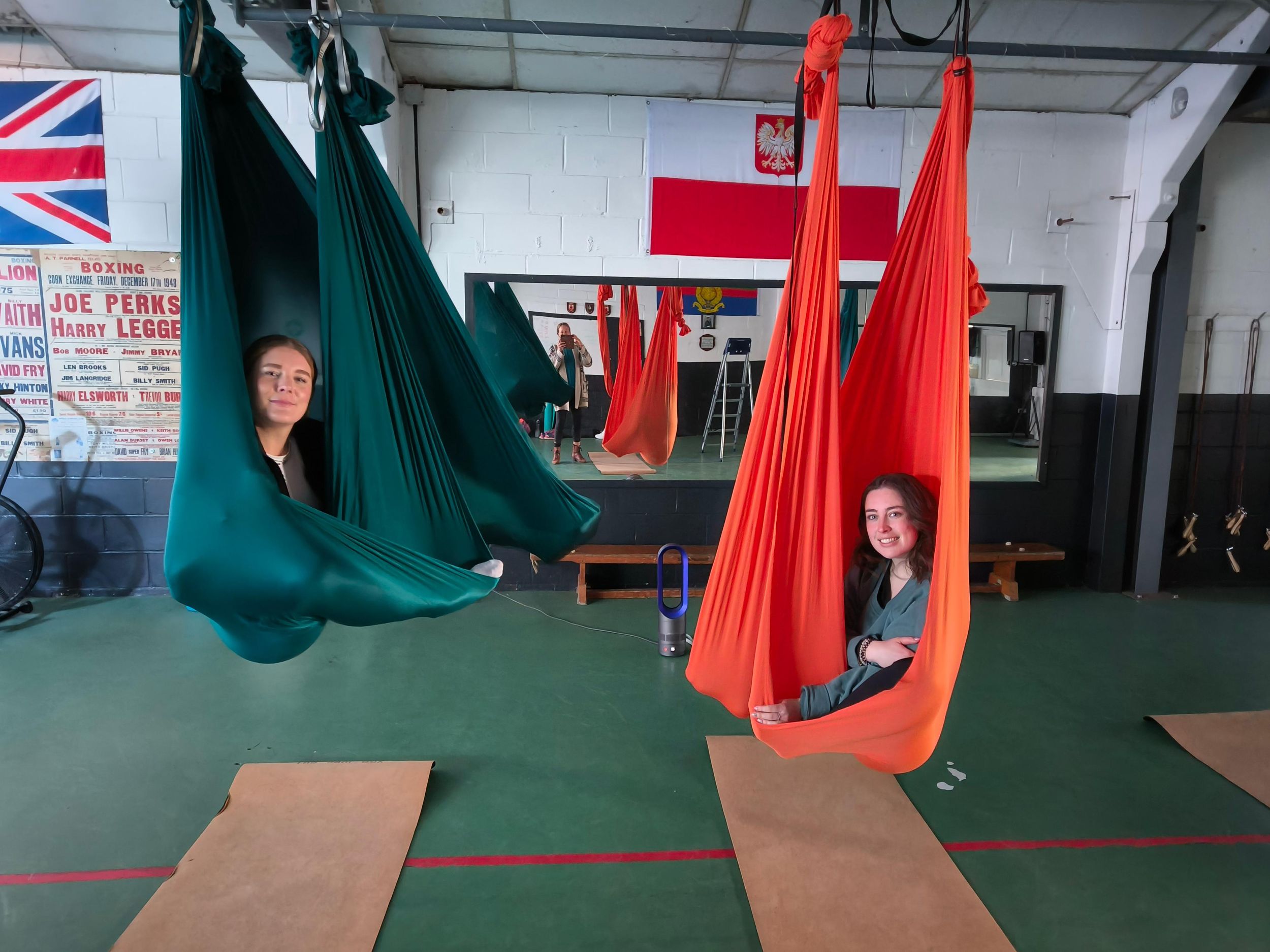 Lymington: Aerial-Yoga-Kurs