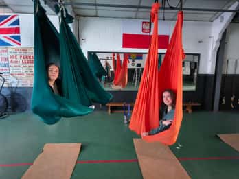 Lymington: Aerial-Yoga-Kurs