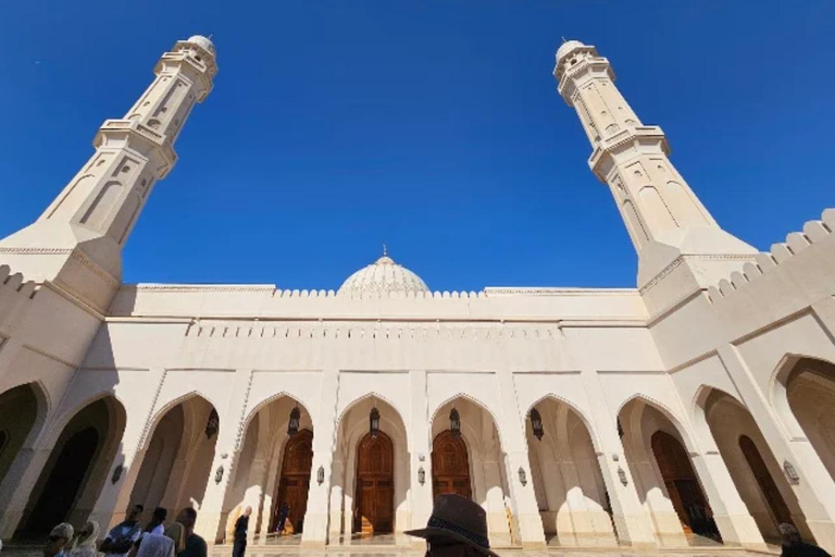 Salalah Half-Day City Tour: Culture & Frankincense