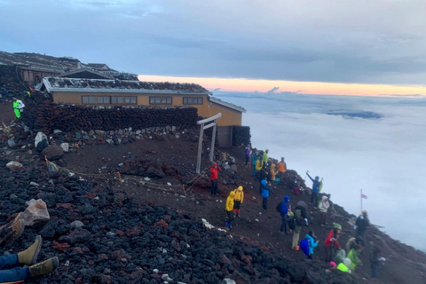 Mt Fuji 2-Day Hiking Tour With Onsen Experience From Tokyo Departure From Ueno Station