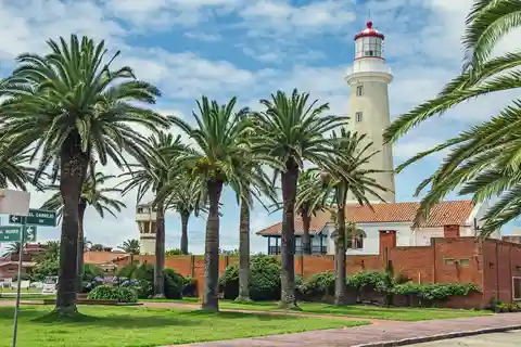 O melhor da cidade velha de Punta del Este em excursão a pé particular