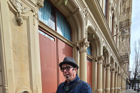 Portland: Weird and Wild West Walking Tour with Donut