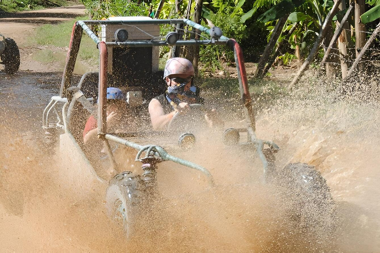 Punta Cana: Excursão de buggy com praia de Macao e mergulho na grutaDune Buggy Double (dois lugares)