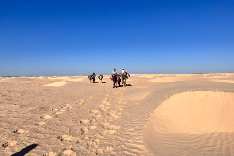 Au départ de Djerba : 3 jours d&#039;excursion dans le désert du Sahara et dans les villages berbères