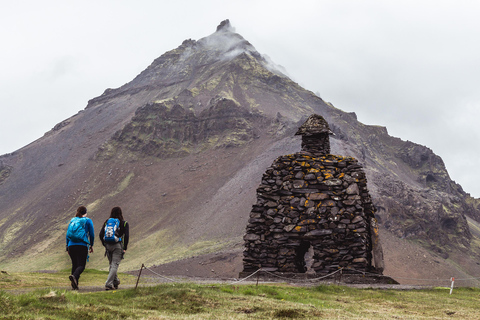 Tour per piccoli gruppi della penisola di Snaefellsnes e di KirkjufellPenisola di Snaefellsnes e Kirkjufell: tour piccoli gruppi