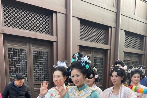 Zhengzhou : visite du patrimoine culturel de la dynastie ShangVisite privative dans la dynastie Shang