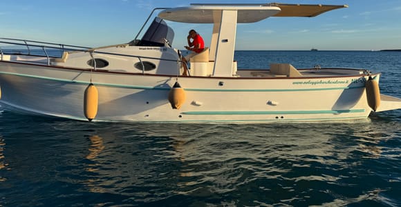 Amalfi Coast: Private Boat Tour with Aperitif & Swim Stops