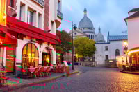 Tour a piedi privato di Montmartre e Sacré-Coeur Basilica - Housity