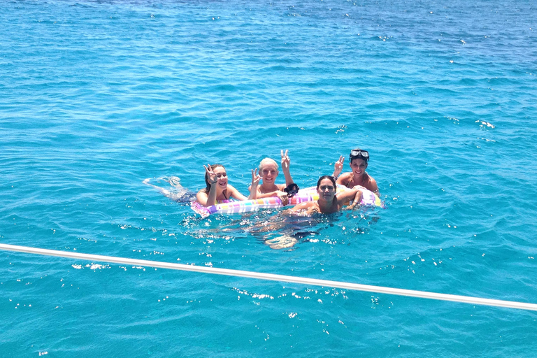 Mykonos : Croisière au coucher du soleil vers Rhenia, safari sur la plage, dînerCroisière sans transfert