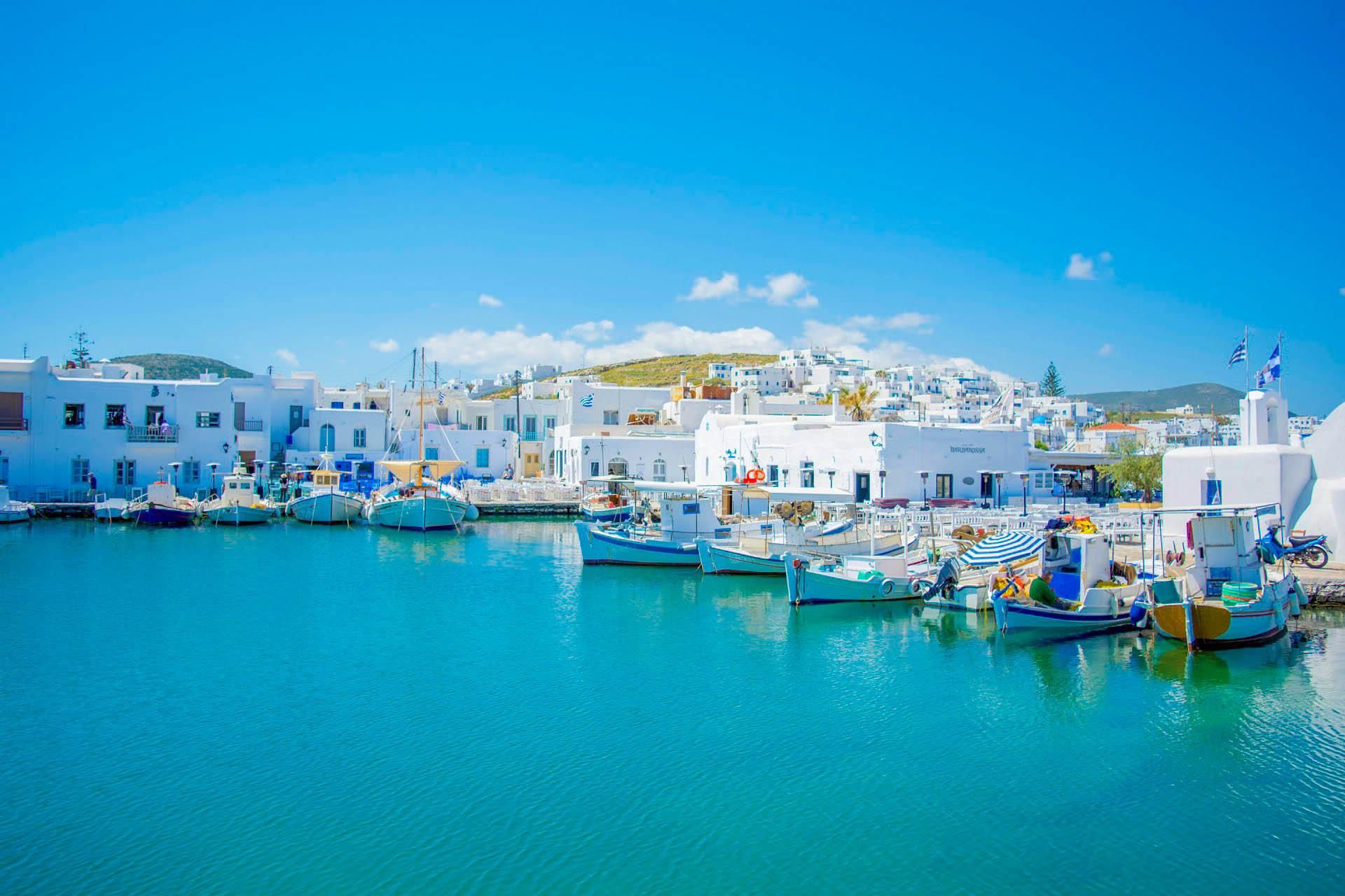 Paros & Antiparos: Tagestour auf Französisch mit Mittagessen