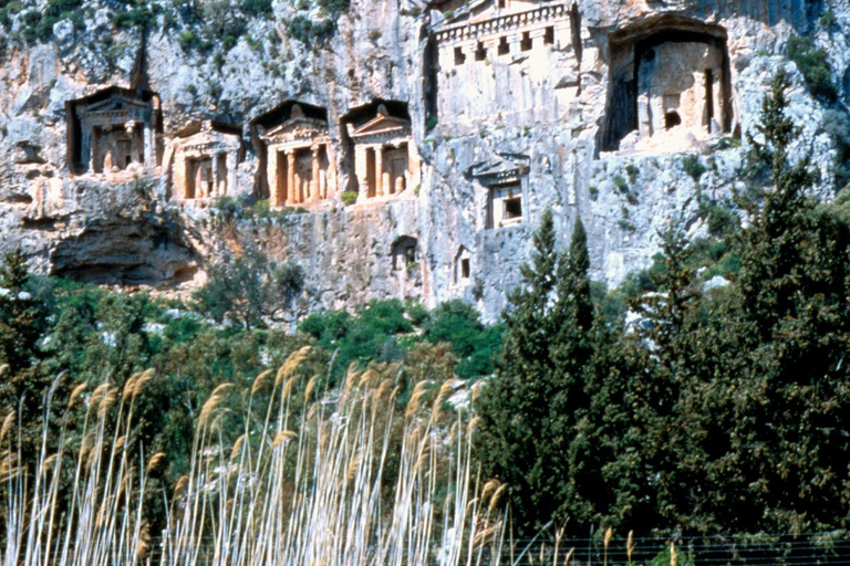 Turunc: Dalyan Turtle Beach Tour with Mud Bath & Lunch