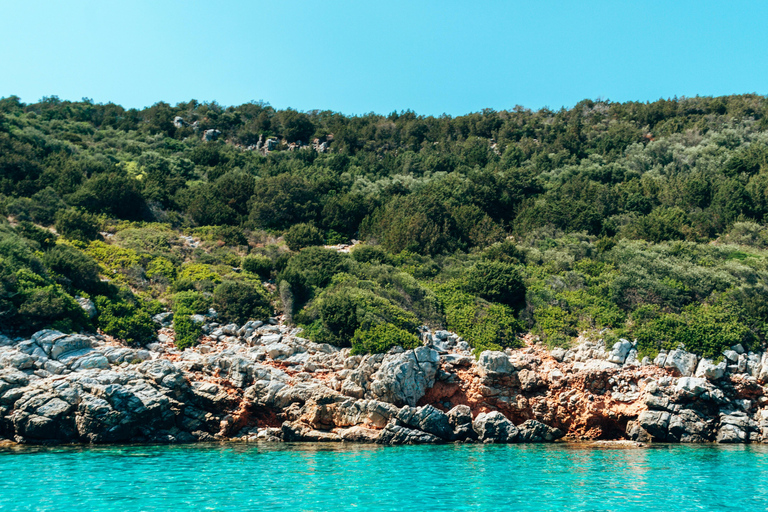 Bodrum: Orak Island Boat Tour with Lunch and Swim Stops
