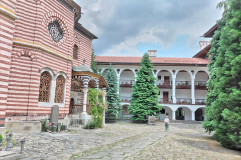 From Sofia: Rila Monastery and Villa Montevino Half-Day Trip City Center Drop off