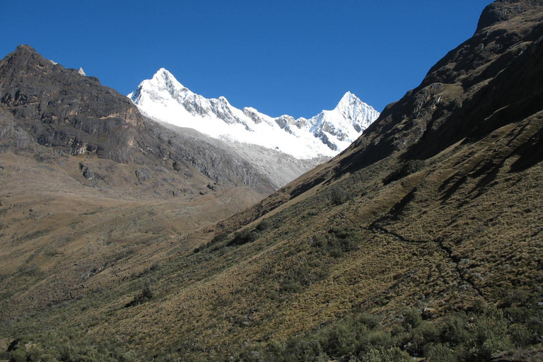 Huaraz: Santa Cruz Trek 4-Day Guided Tour