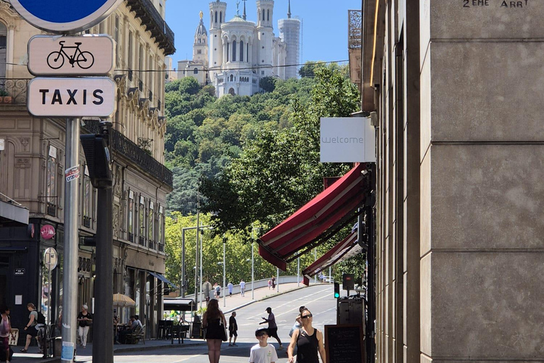 Lyon: Vieux Lyon Walking Tour with Funicular Ride Lyon: The Vieux Lyon Essential Walking Tour