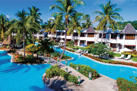 Nadi: Airport Transfer to Denarau Island Hotels