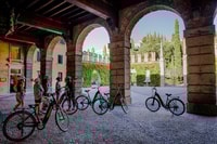 Verona, City Panoramic E-Bike Tour met Spritz - Housity