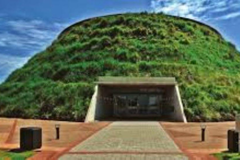 From Johannesburg: Cradle of Humankind & Lesedi Village Tour