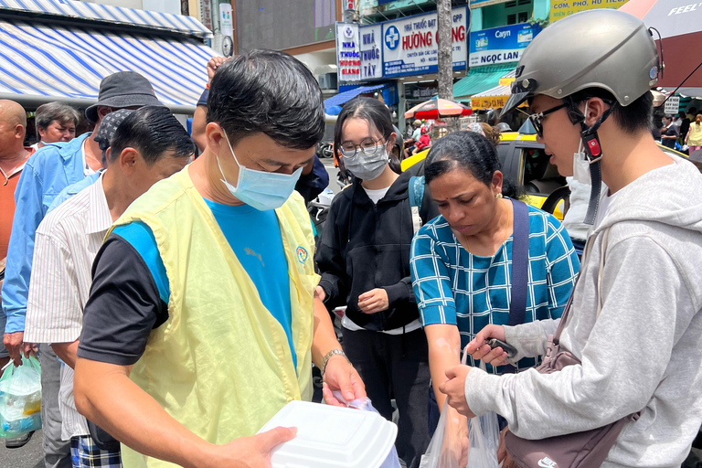 Privétour met kookles en vrouwelijke gids in Ho Chi Minh