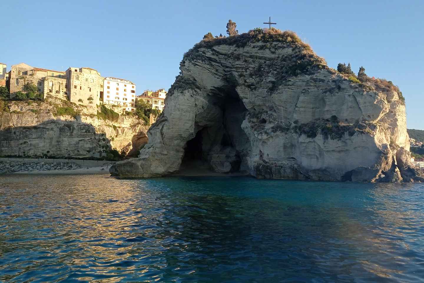 Tropea & Capo Vaticano: Tour in Gommone con 4 Soste Snorkeling