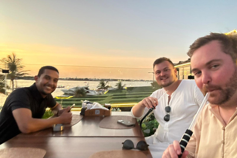 Jeddah: Caminhada na Montanha da Lua e Yoga ao Pôr do Sol