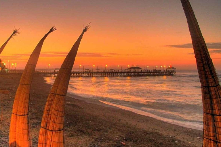 Depuis Trujillo, visite de la plage de Chan Chan et de Huanchaco