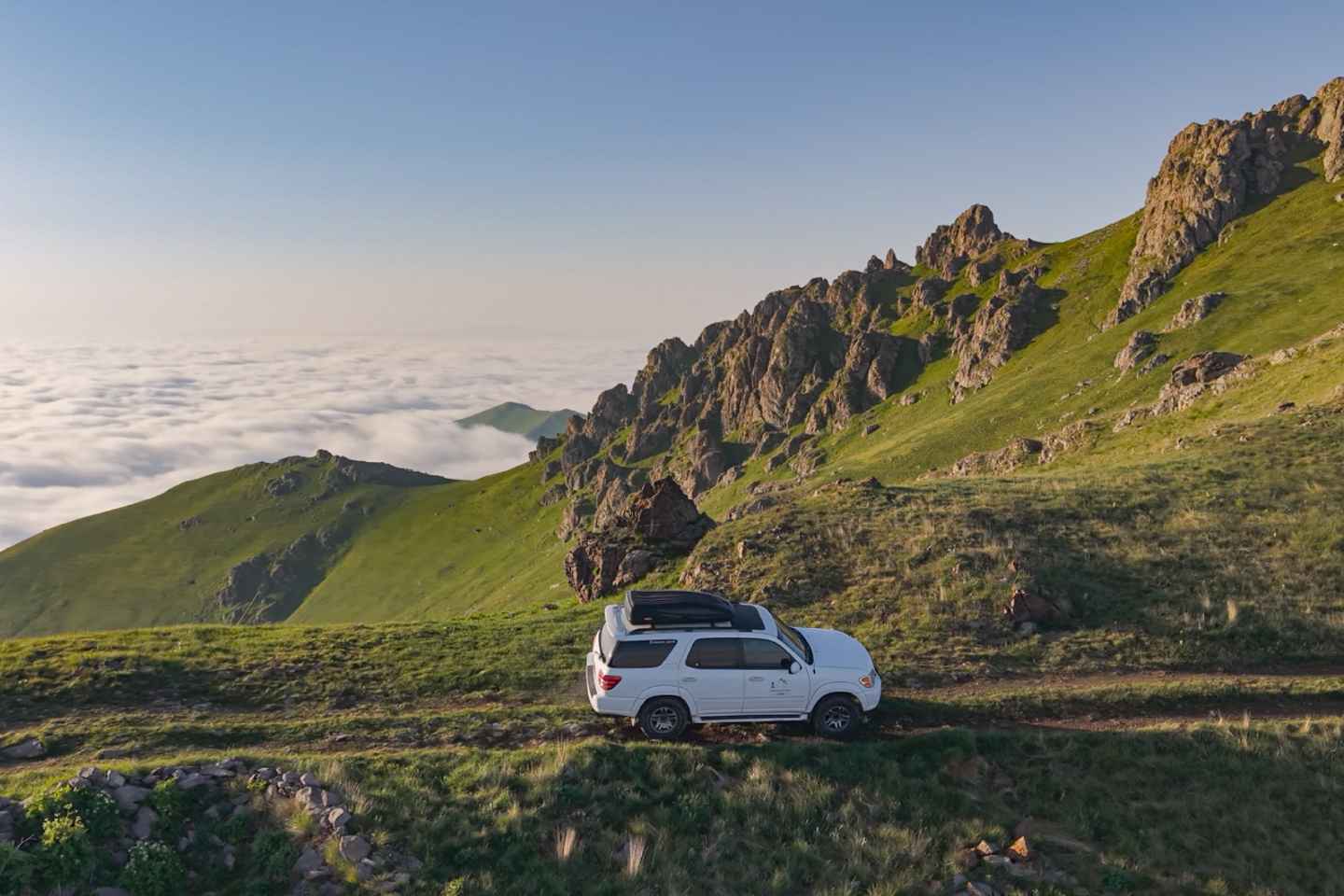 From Kapan: Mount Khustup Sunrise Off-Roading Tour