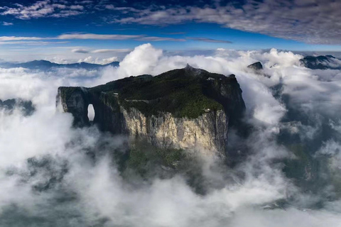 Ascend Tianmen & Paint Zhangjiajie Tour Tianmen Mountain – Private Guided