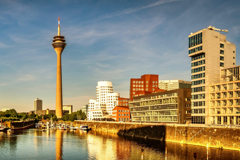 Düsseldorf: Private city tour in a relaxed atmosphere with an insider guide