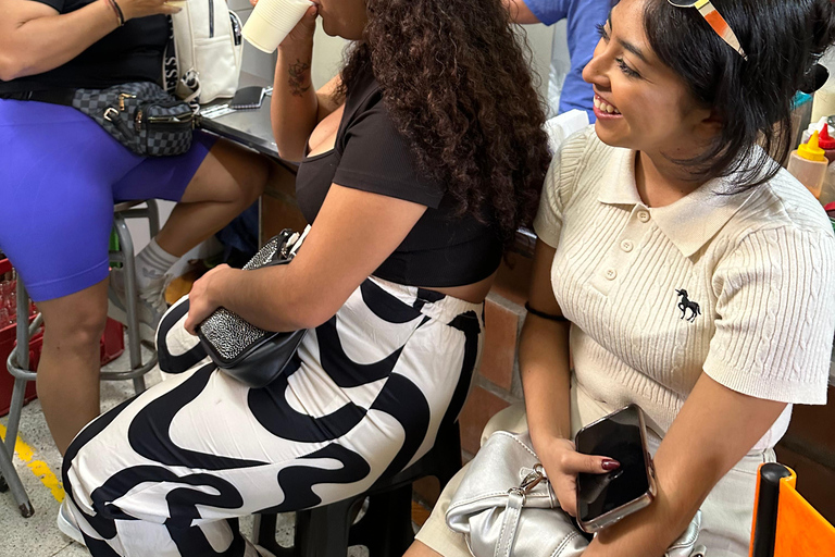 Fruits exotiques : dégustation au marché localTOURNÉE DES FRUITS ANGLAIS