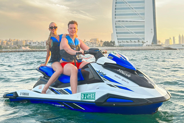 Dubai: Jetski avontuur met uitzicht op Burj Khalifa & Burj Al Arab