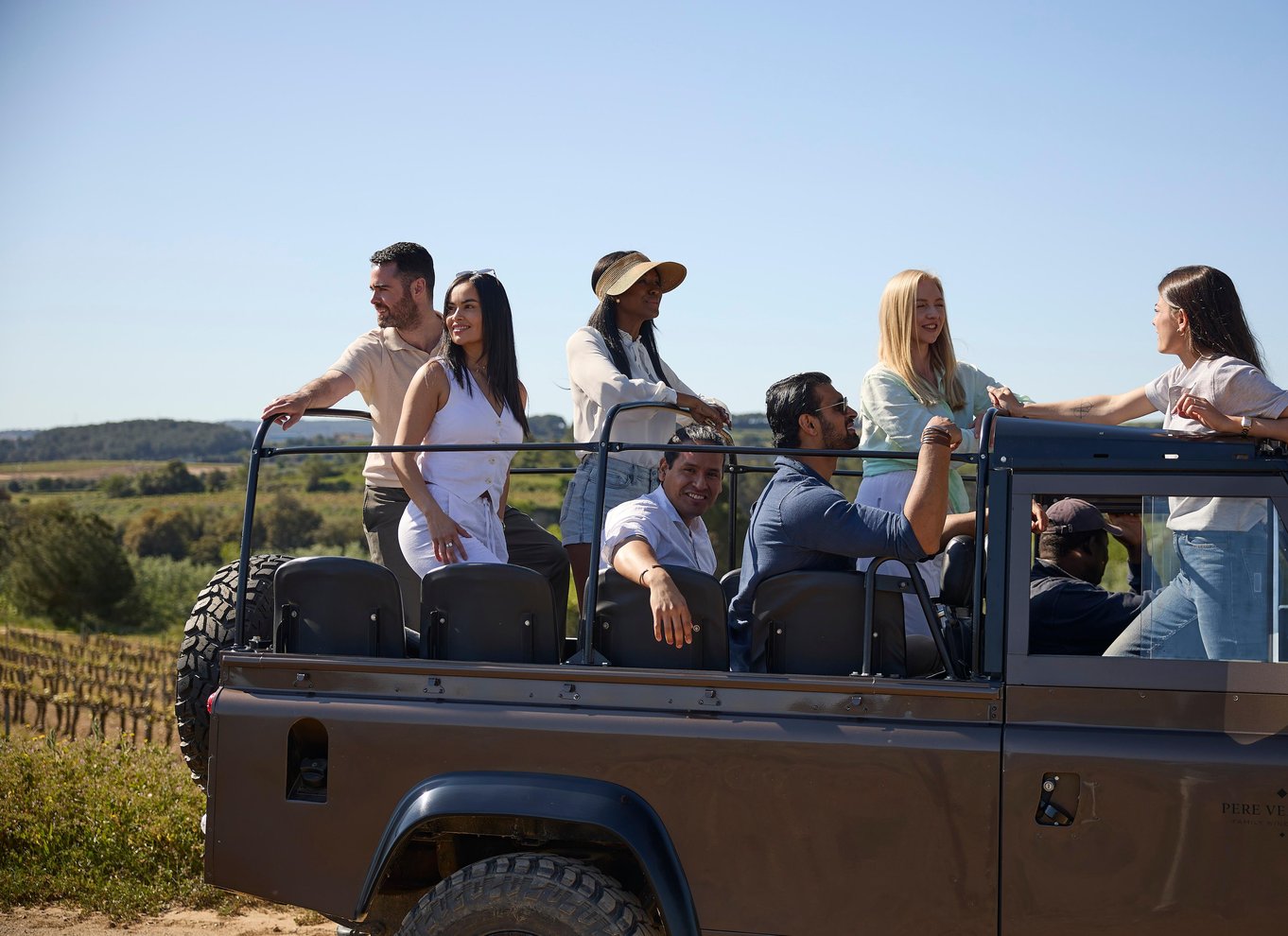 Fra Barcelona: Penedés Vineyards Tour med 4WD med vin og cava