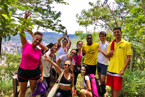 Walking tour + Trail Favelas Babilônia and Chapéu Mangueira Favela Tour + Trilha Morro da Babilônia