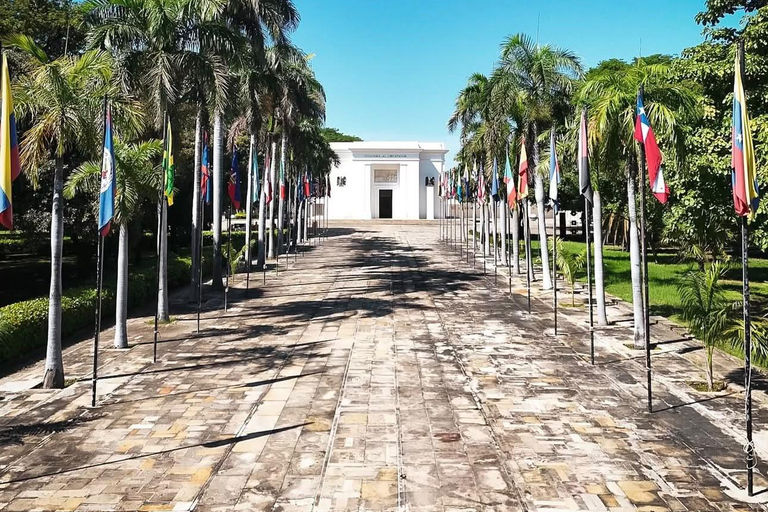 From Cartagena: Barranquilla & Santa Marta Day Trip