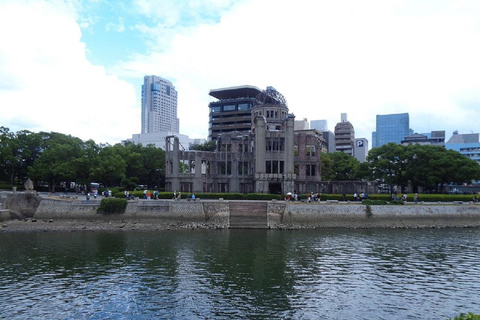Hiroshima Waterways &amp; Retro Street on a Guided Tour Walk