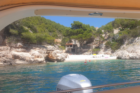 Hvar:Blue & Grenn Cave and Vis Island Private Speedboat Tour