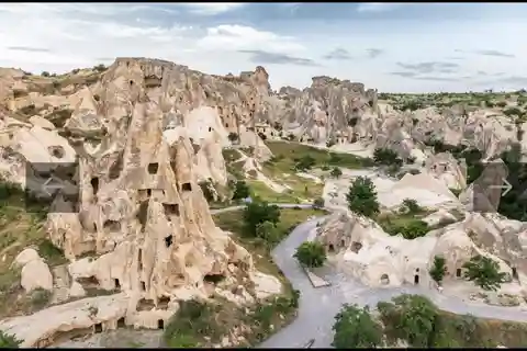 Cappadocia: Red-Line Tour with Lunch and Guide All Inclusive
