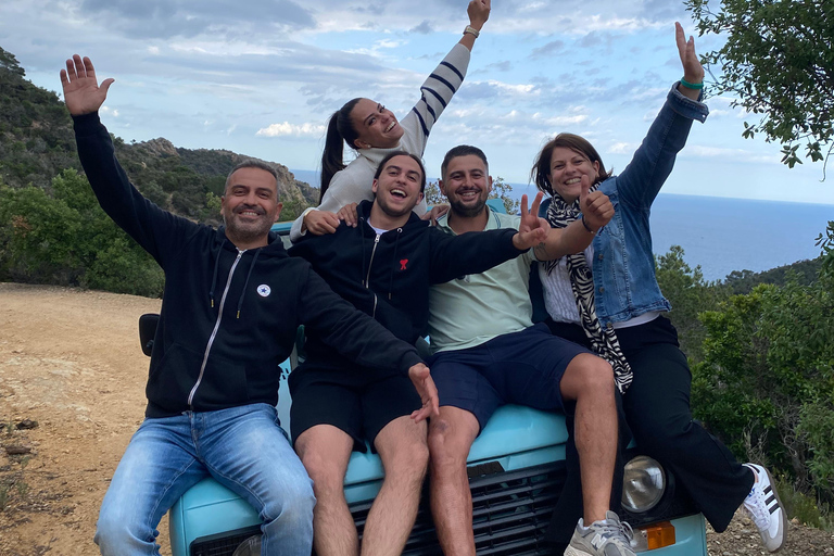 Lloret de Mar: Guided Sightseeing Tour in a 4x4 Vehicle