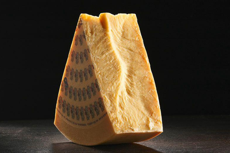 Alp Sbrinz Cheese Tasting – The Gold of the Alps