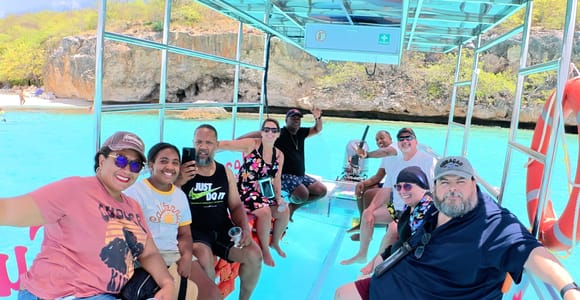 Curaçao:Clear Boat Experience – Crystal Waters & Marine Life