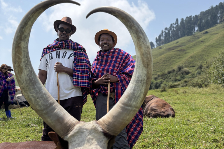 From Kigali: Bigogwe Cow Experience, Hiking & farm with Meal