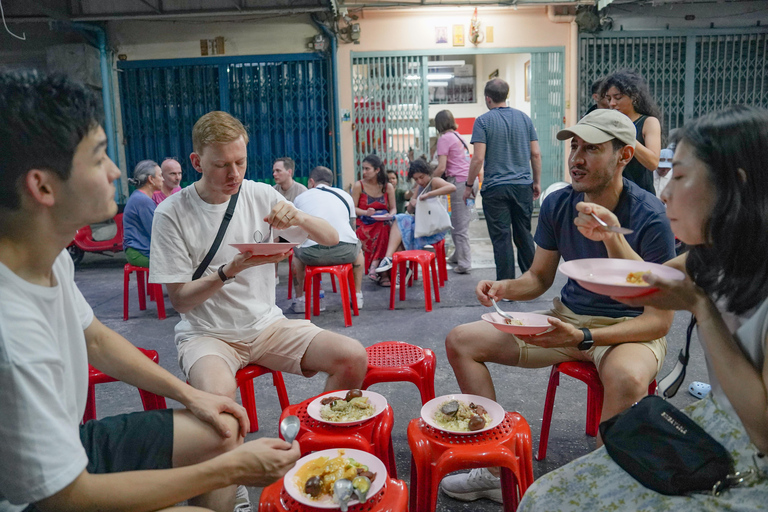 Bangkok Night Foodie Tour in China Town