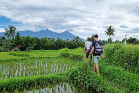 Lombok: Privétour op maat met chauffeur-gidsNoord-Lombok Tour vanuit Zuid-Lombok