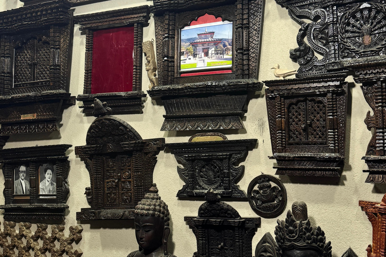 Kathmandu: Wood Carving Class with Local Artisan