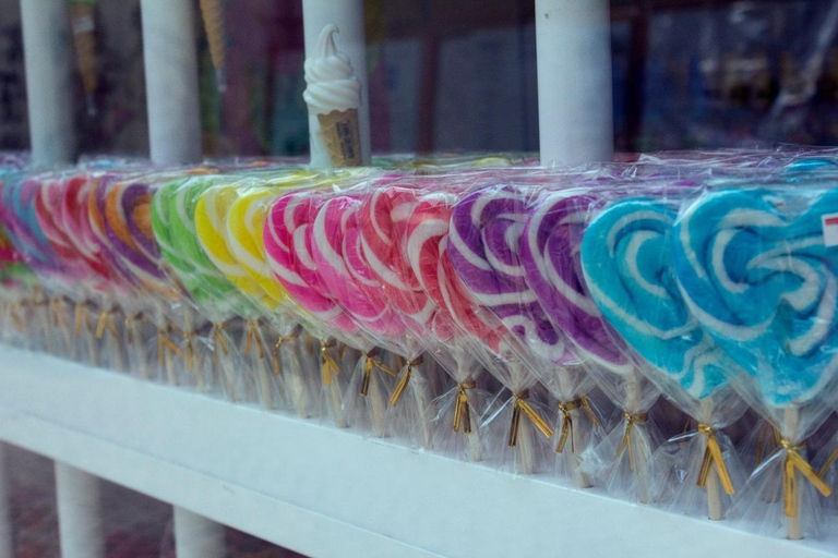 Tokyo: Harajuku "Kawaii" Pop Culture Shopping tour