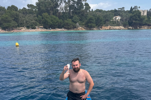 Yacht Me Up Cruzeiro Privado com Tudo Incluído Cannes Lérins SailUm dia na baía de Cannes com tudo incluído