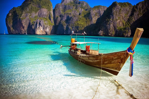 Phuket: Phi Phi Islands Yacht Cruise with Thai Longtail Boat FD1 Phi Phi Tour – Excluding National Park Fee