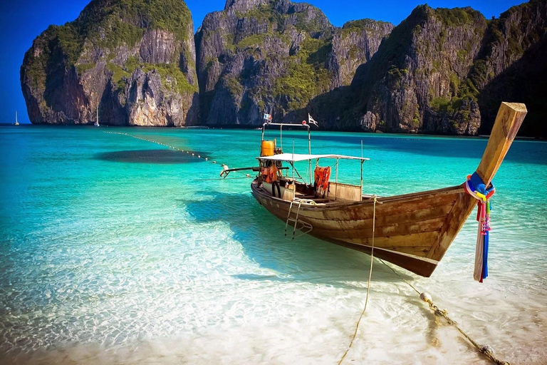 Phuket: Phi Phi Islands Yacht Cruise with Thai Longtail Boat FD1 Phi Phi Tour – Excluding National Park Fee